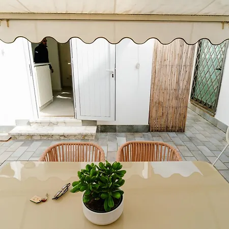 27 Centro * Forte dei Marmi